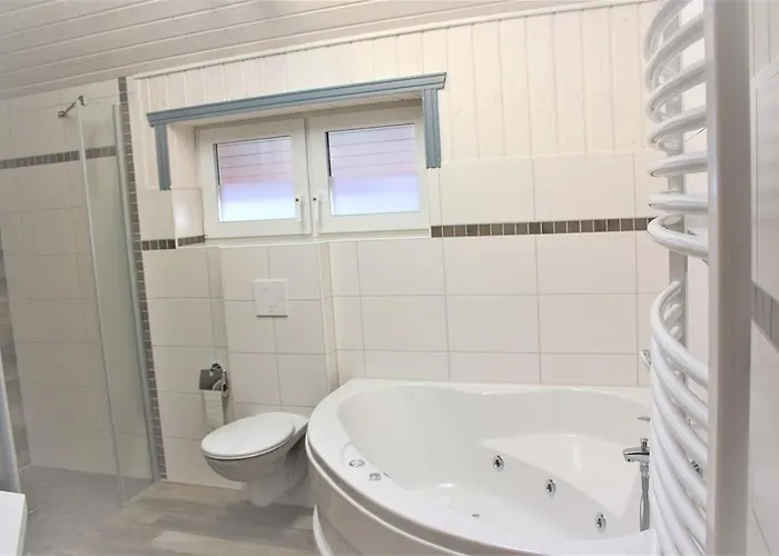 בית נופש Seeschwalbe Classic 319 מירו